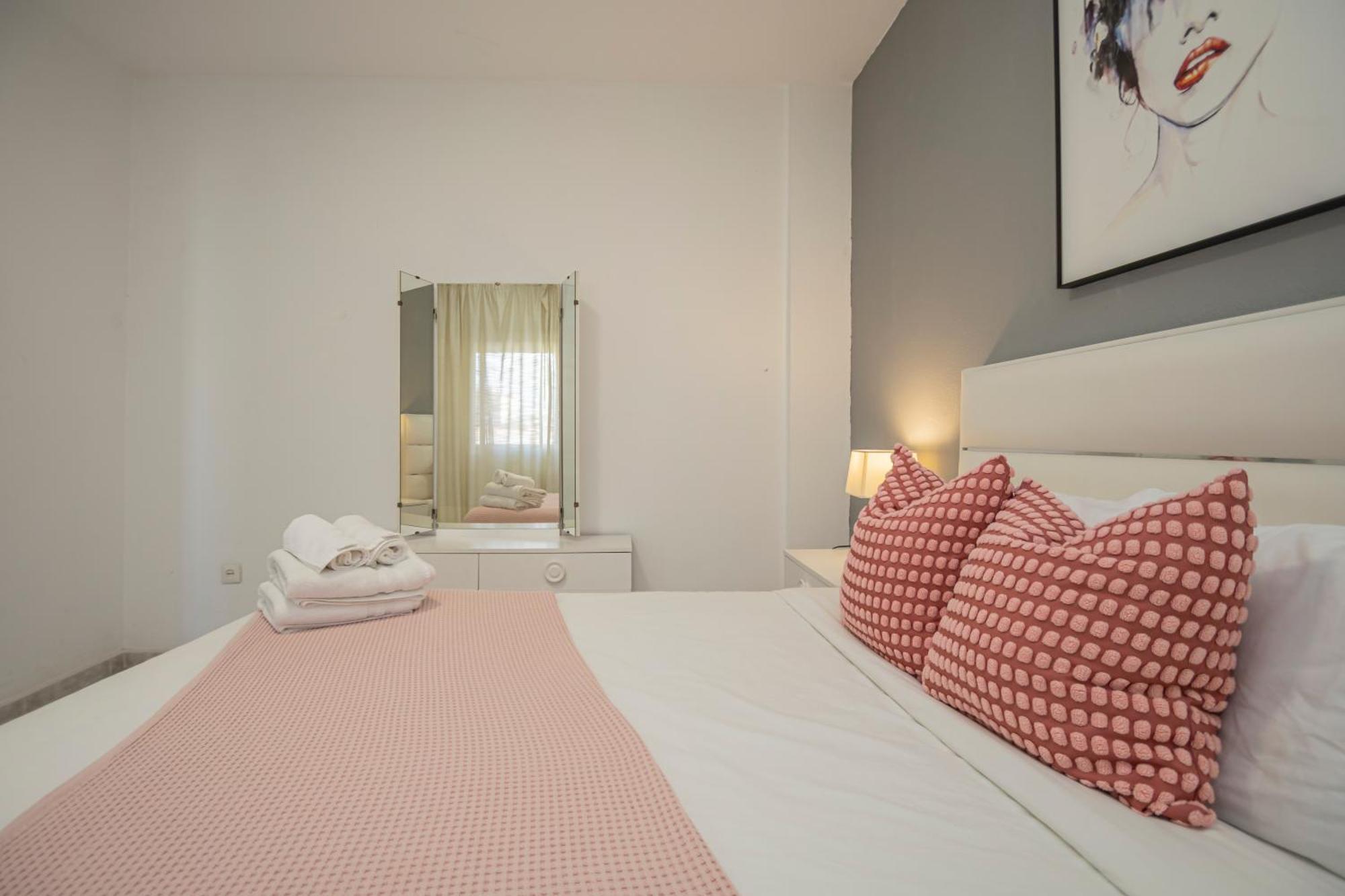Apartmán Perfect Getaway In Triana - 15M Walk Giralda Sevilla Exteriér fotografie